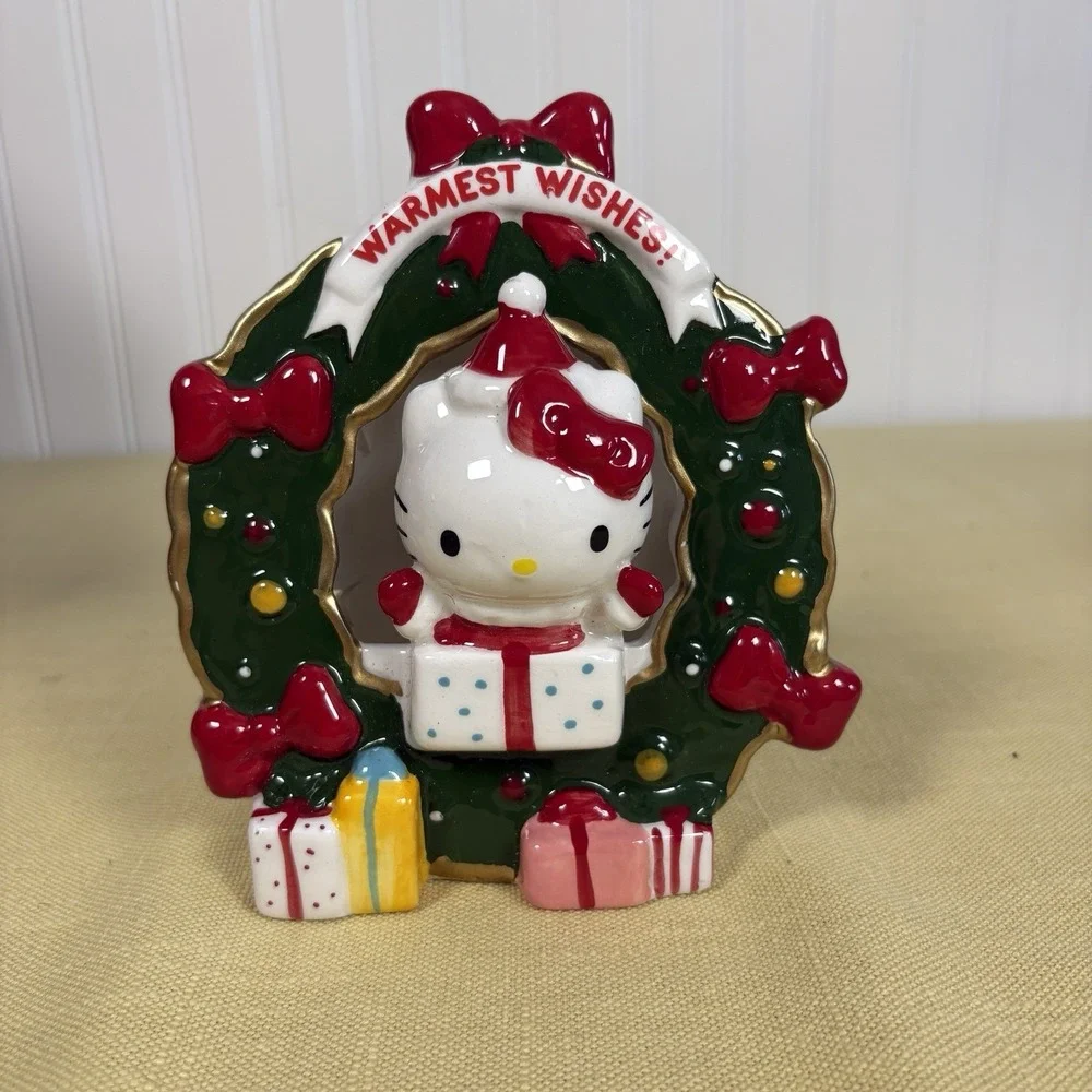 Blue Sky Clayworks Hello Kitty Wreath with Presents Christmas Tealight Holder